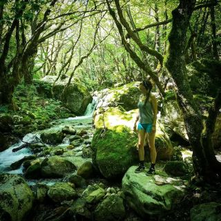 The Gate of Paradise 🌳🌳 Kouiassa waterfalls, Kalarites, Rema Chrousias, Tzoumerka, Greece 🇬🇷 @reckonasbavi.cz...